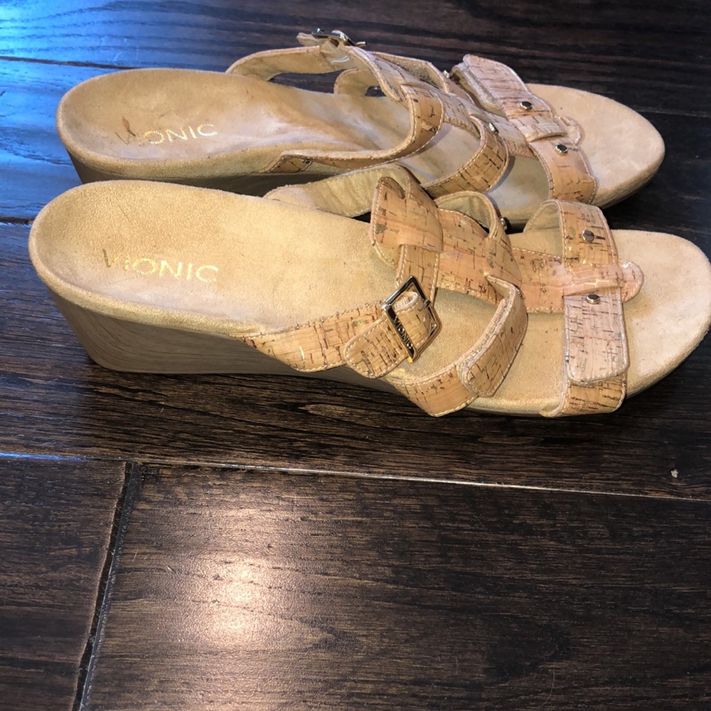 VIONIC slip on sandals size 12 - Picture 6 of 7